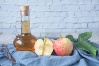 A complete guide to apple cider vinegar for dogs