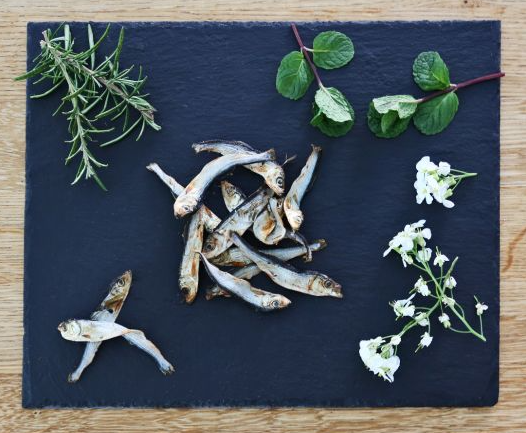 Little Fish (dried sprats) (excl. VAT @ 20%)