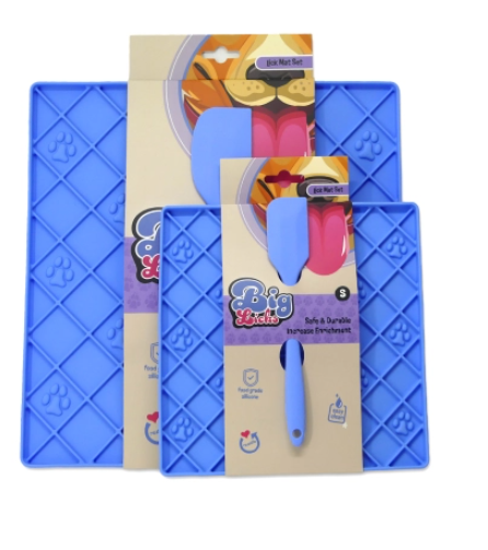 Big Licks Mat With Serving Spoon - ( exc 20% tax)
